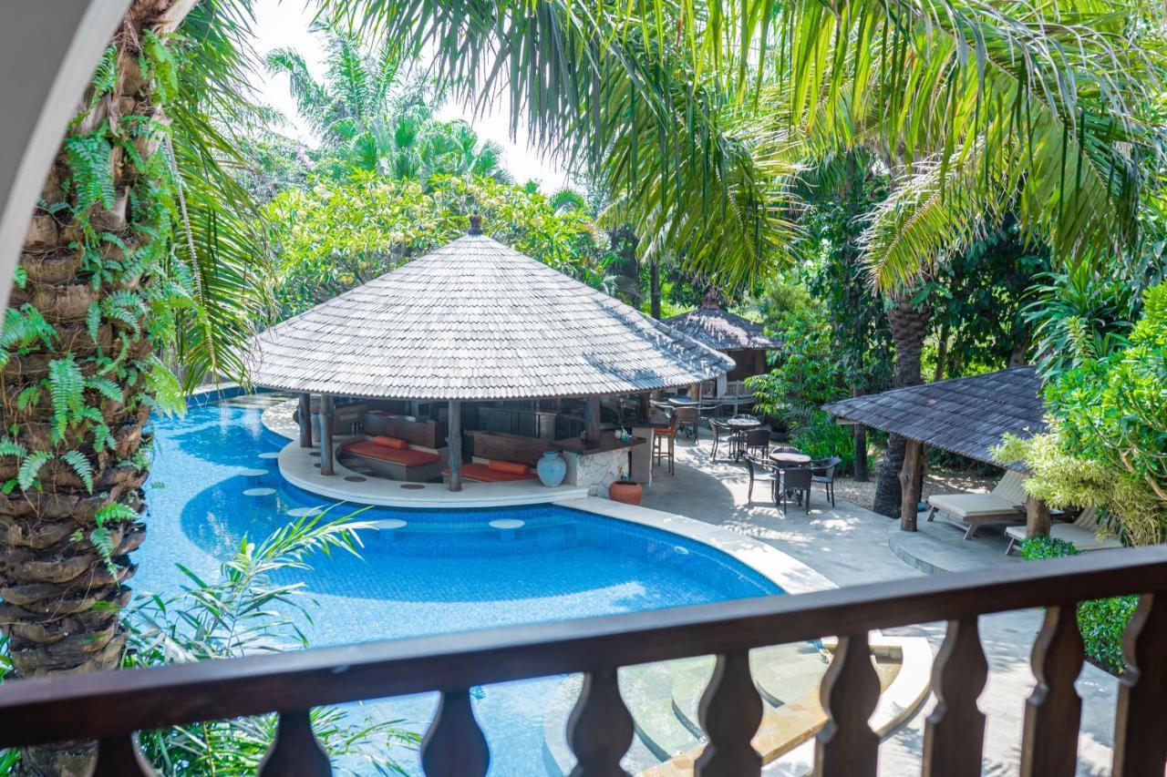 Coconut Lodge Resort Jepara Exterior photo