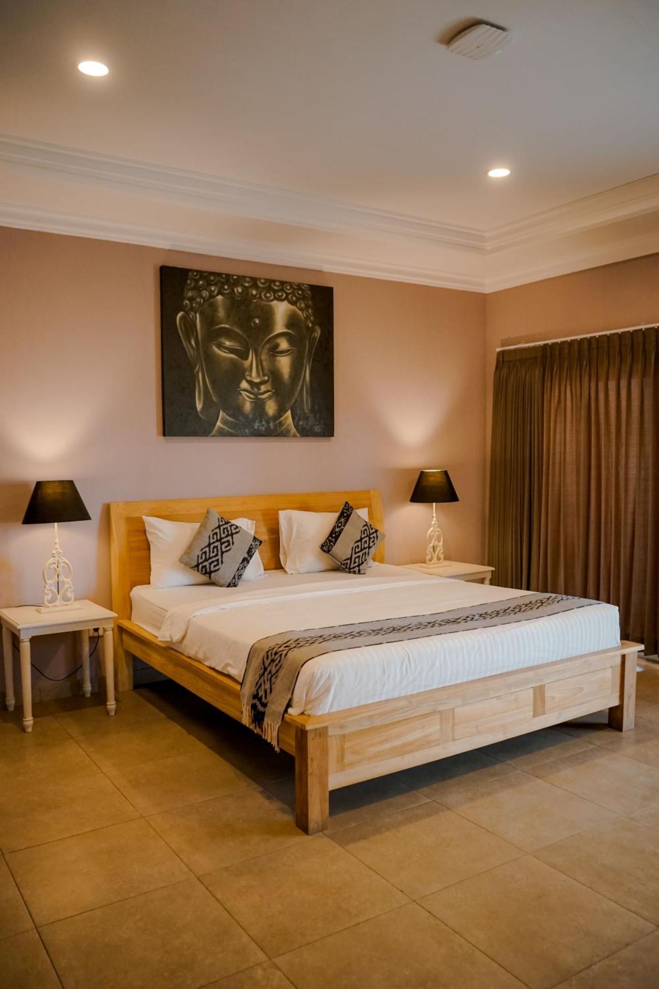 Coconut Lodge Resort Jepara Exterior photo