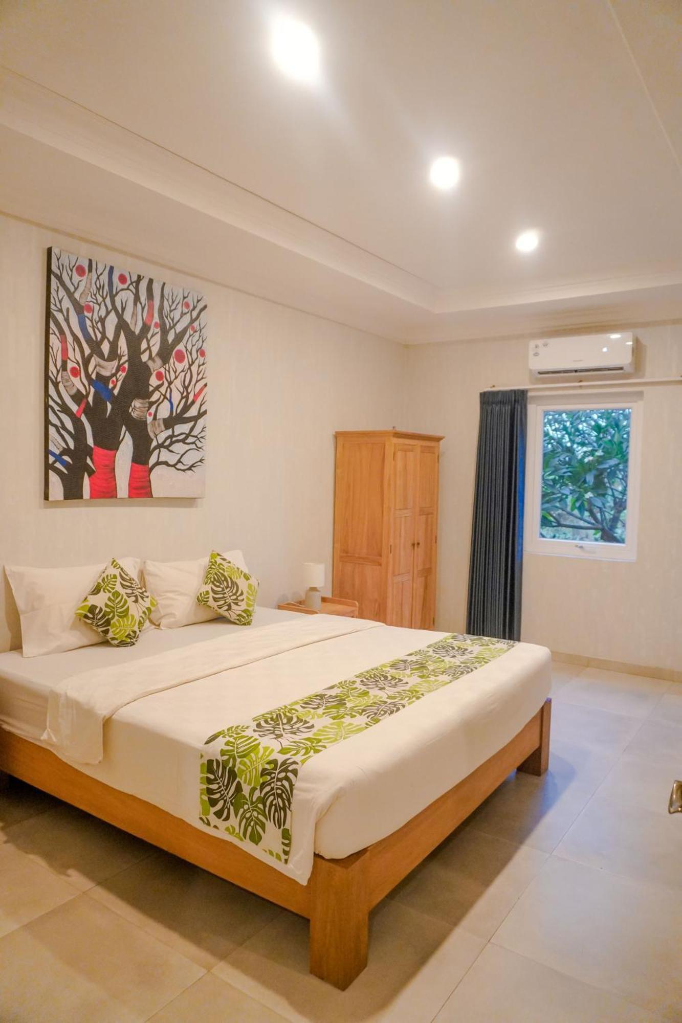 Coconut Lodge Resort Jepara Exterior photo